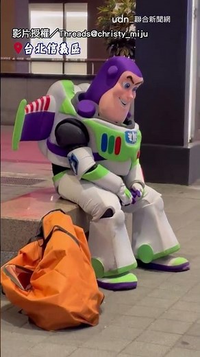 【Adulting be like】Even a hero has his breaking point! Buzz Lightyear is completely zoned out afte...