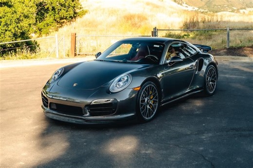 2015 Porsche 911 Turbo S Coupe