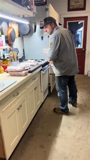 164K views · 4.6K reactions | Yoder Family Farms, thank you for the pork package! We're excited to cook some of this up on the stove! #chiassonsmoke #diyproject #pork #familyfarm #fabricationshop | Chiasson Smoke | Facebook