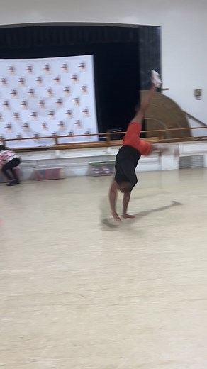 We’re totally head over heels for nutcracker! 😉🩰🎄5 days until we open! Do you have your tickets yet? Get yours in our bio! • • • #anaheimballet #morethandance #anaheim #orangecounty #ballet #nutcracker #supportlocal #tumbling #dance #worldwideballet #performingarts | Anaheim Ballet