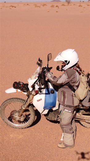 A quick walkthrough of how I prepared the Suzuki DR-Z 400S for this desert adventure through Algeria, Mauritania and eventually Morocco. Tires: Anakee Wild with rimlocks Safari 28 liter tank SP Connect charging system Rental twin wall handlebar Acerbis handguards, engine protectors and skidplate Large foot pegs Luggage: Giant Loop 60 liter Great Basin rackless bag 2 x Giant Loop possibles pouches 3 x Giant Loop Armadillo fuel bladders 1 x Giant Loop front fender bag USWE 9 liter hydration pack (