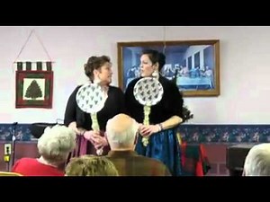 THE (INS)HANES SISTERS SING "SISTERS" FROM WHITE CHRISTMAS