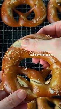 So machst du Laugenbrezel mit Sauerteig 🥨