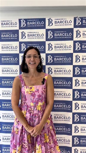 🩺 Tu camino profesional empieza con una decisión: seguir tu vocación. Carolina Tomasso, coordinadora de la carrera de Medicina, presenta la propuesta de la Fundación Barceló, orientada a la formación de médicos preparados para ejercer la medicina general con calidad técnica, ética profesional y un fuerte sentido humanístico. ✅ Cuerpo docente de prestigio y trayectoria 🧠 Enseñanza por simulación y trabajo en equipo 🩺 Prácticas desde los primeros años 🌍 Movilidad e intercambio internacional 🔬