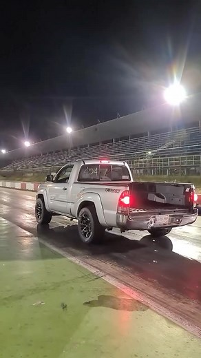 How it feels installing a pedal commander 😂 Owner - @tacomasculiacan | Tacoma Lifestyle
