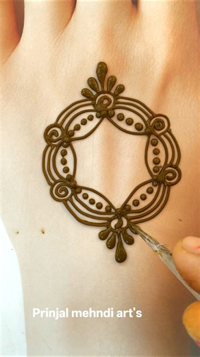 Simple Circle Mehndi Design 😍 Easy & Trending 2026 | Beginners Must Try!”#mehndi #shorts