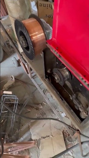 CO2 Welding in Action – Watch the Sparks Fly!