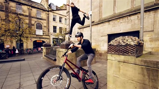 Bike and parkour challenge through Edinburgh