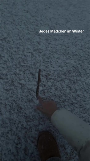 Winter Fashion Inspiration for Girls in the Snow