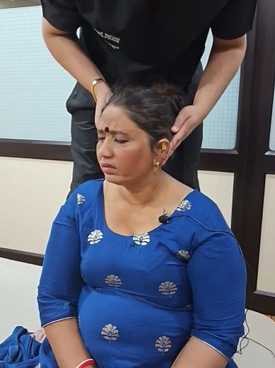 Effective Cervical Pain Treatment by Chiropractor
