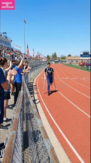 Travail d'équipe inspirant sur la piste Travail d'équipe inspirant sur la piste Generated using Kling AI . . . (À des fins de divertissement uniquement. Consulter des professionnels si des conseils sur les activités sont présentés. Aucune affiliation à une marque n'est implicite si elle est représentée. Si le contenu s'inspire d'événements réels, des adaptations créatives peuvent être incluses. Le contenu peut inclure des images publiques.) | Fabiosa Animation