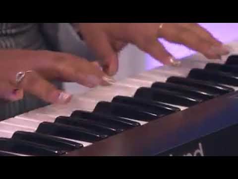 Pearl Adams. Ek gee my lewe oor aan..