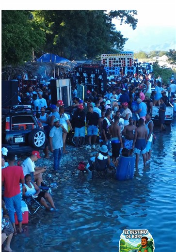 Los 3 Charquitos: Tradición y Música de Bani