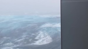 Video from oil rig shows 50-foot waves in Gulf during Hurricane Zeta