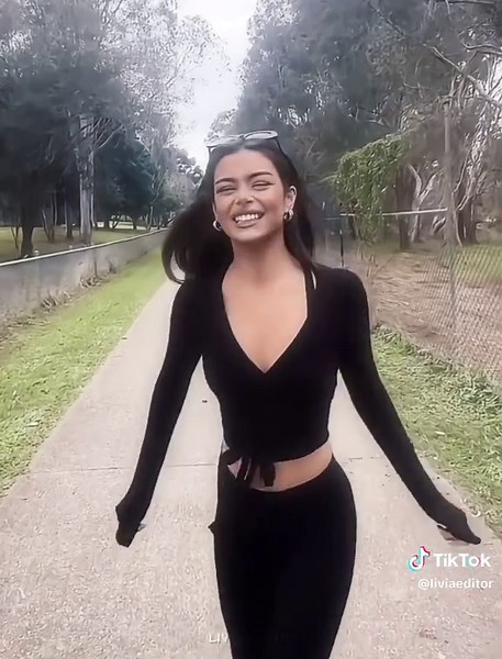 Chicky, Cha Cha, and Lala: A Fun Musical Edit