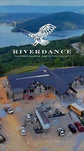 🌄 Get ready for Riverdance, an all-new dining destination nestled in the stunning River Gorge Ranch community — just 20 minutes from downtown Chattanooga. Every inch of Riverdance has been thoughtfully crafted. From the ground up, the team has poured their heart into every decision — from the layout and materials to the custom-built bar, brewery, and sweeping mountain views that will set the stage for something truly special. The vision comes from developer John “Thunder” Thornton, whose dedica