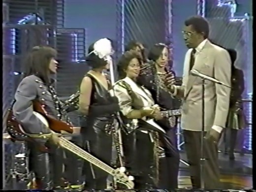 Klymaxx -Meeting In The Ladies Room- [Soul Train March 23, 1985]