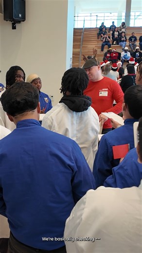 Houston ISD on Instagram: "Quality control is the priority for the HISD Barbara Jordan Career Center culinary students judging the holiday meal box competition. 🥪 During this timed event, teams from Harris Health LBJ Hospital work to assemble as many meal boxes as possible without losing points for errors. 👩‍🍳👨‍🍳 Armed with clipboards, the culinary students carefully monitor the assembly of each box—containing a sandwich, chips, and a cookie—to ensure the boxes were correctly put together b