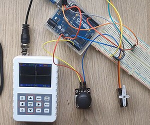 Arduino UNO   Servomoteur   Joystick   Oscilloscope Numérique Portable