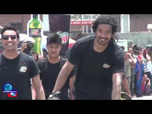 पोखरामा बाईक चलाउने केटाहरुले देखाए चमत्कार Danger Stunt