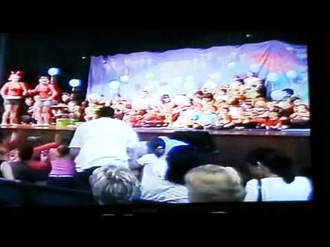 AFV 26 Santa falls in 35 seconds on Disney Plus 🎅🏼