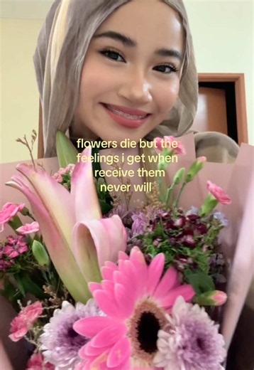 get me flowers and i might drop dead 💌 | flowers