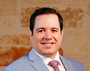 Marco Antonio De Los Santos, MD