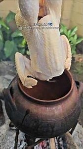 Salvadoran Wood-Fired Hen Soup #ElSalvador #choteando503