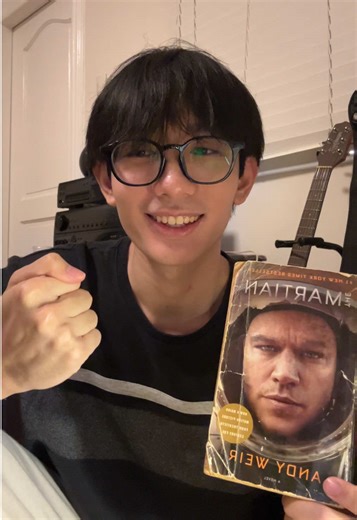 Exploring 'The Martian' by Andy Weir: A Book Review