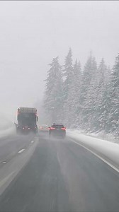 Snowy Conditions up at Snoqualmie Pass this afternoon. Filmed by Gabe Sclecht, thanks for letting us share! 11-25-25 #wawx #Washington #weather #snow | Washington Weather Chasers