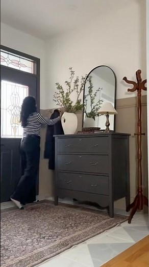 DIY Entryway Makeover Featuring Benjamin Moore's #ColorTrends2026 Palette