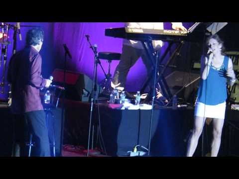 Never Gonna Let You Go - Sergio Mendes and Brasil 2014 feat. Joe Pizzulo Live in Manila