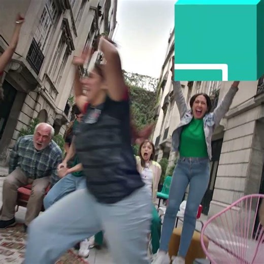 Experience the football party at home with izzi.