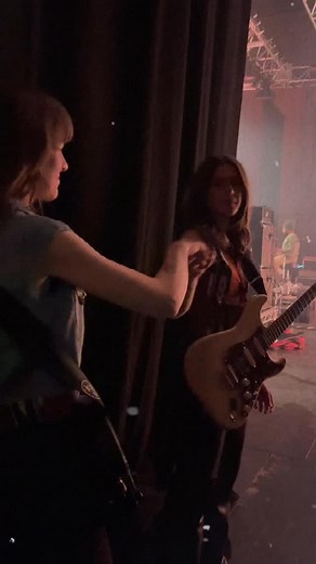 Until next time, EU/UK 🫶🫶 Now off to nap 😴😴 | Larkin Poe