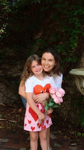 Oobi - Ethical Aussie Kids Clothes | They’re only this little for such a short time… soak up every giggle, every cuddle, every tiny hand in yours 🥹💐 Matching outfits? Just the... | Instagram