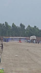 Short field. Dirt strip. Smooth takeoff. Microlight flying at its finest. ✈️🔥 . 📍Khanuana Bypass Moveshi Mandi Faisalabad 🗓️ Event 10 August to 14 August 2025 . . . . . . . . . . . #pakistanglidingclub #paragliding #faislabad #microlight #touristattraction #tourism | Pakistan Gliding Club