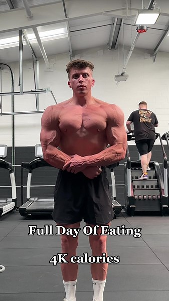 The secret anabolic meals New YouTube video is live, link in bio 🔗 #bodybuilding #fulldayofeating #optimal #anabolic #aesthetic #muscle #physique #gym #workout #bulk #gymtok #eating #food #calories #surplus #growing #physiqueupdate #chef