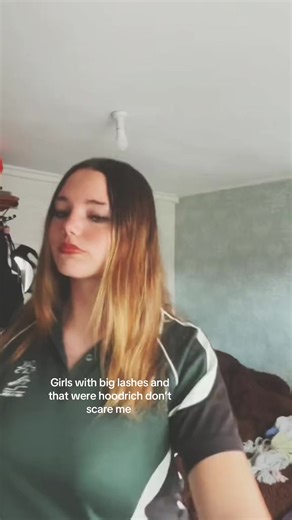 Embracing Big Lashes: Why They Don’t Scare Me