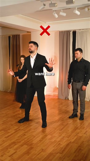 Tips & tricks for your wedding dance!🤵🏻‍♂️👰🏻‍♀️ . #wedding #weddingdance #firstdance #dancer