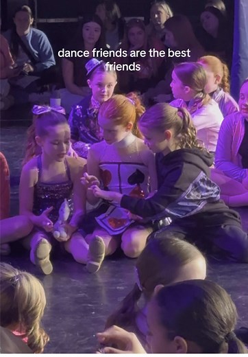 Fingers crossed and cheering eachother on 💜🥹 #otfdance #dancecompetition #compseason #dancefriends #dance #dancers