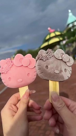 Hello kitty ice cream 💗🪽🌸 #kawaii #sanrio #hellokitty #sanriolover #sanriocore #sanriogirl #hellokittyandfriends #pink