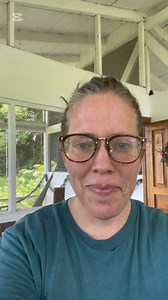 Preparándonos para la navidad y tenia que construir otra media navideña para el bebé que nació en este año. | A Home in the Amazon