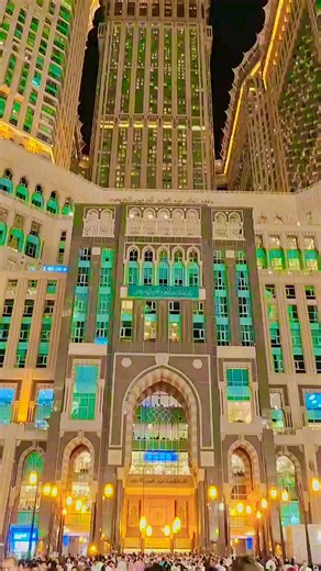 Modern Mecca The Kaaba: A cube-shaped structure at the heart of the Masjid al-Haram (Grand Mosque), believed to have been built by the Prophets Ibrahim (Abraham) and Isma'il (Ishmael). Qibla: It serves as the direction of prayer for Muslims worldwide, who face it five times daily. Hajj and Umrah: Every able Muslim is obligated to perform the Hajj pilgrimage at least once in their lifetime. Millions also visit year-round for the lesser pilgrimage, Umrah. Access Restricted: Only Muslims are permit