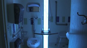 Ultra-violet robot helps hospitals cut rate of infection