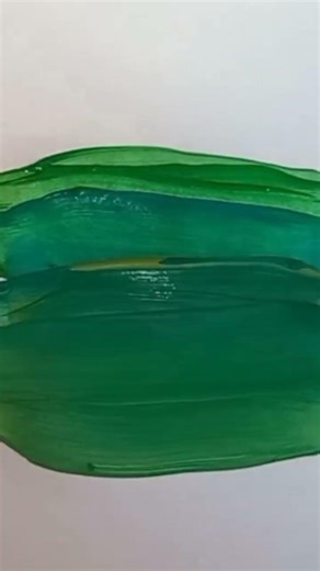 Satisfying and Easy Green Gradient Blend #colormixing #magic#painting #satisfying #magic #art