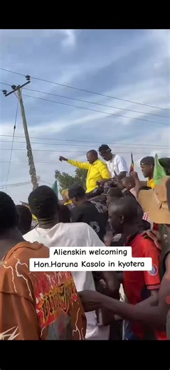 👽INVESTIGATOR NEWS👽 (@investigatornews)’s videos with original sound - Gen z artist Alien skin 🥇🤟