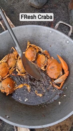 Frying Red Crabs until ULTRA Crispy! 🦀