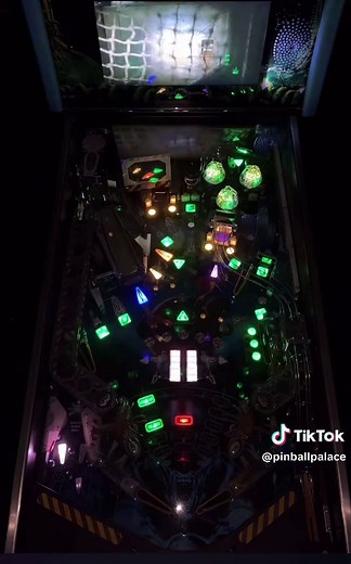 Alien Pinball gameplay sample . Made by Pinball Brothers Pinball . #alien #aliens #alienmovies #aliensarereal #alienabduction #pinball #pinballmachine #pinballwizard #pinballtok #art #wtf #wtfisthis #pinballgame #funnyvideos #space #spacethings #spacetok #pinballbrothers #ufo #spaceman