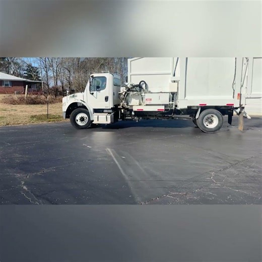 2012 Freightliner ASL