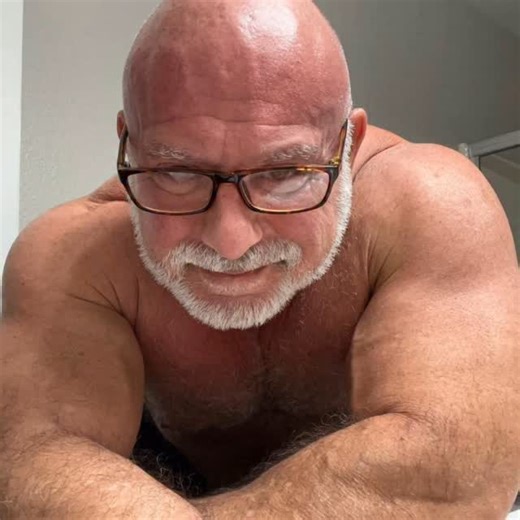 @gregoryjamescassinerio #musclebear #daddybear #bodybuilder #233lbs | Musclesandbulk